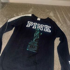 PINK Victoria's Secret Black shirt with statues of liberty Long Sleeve Shirt